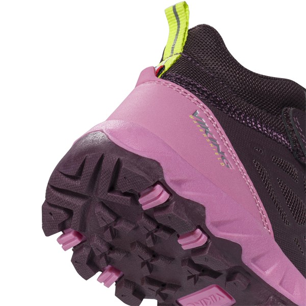 Otroški čevlji Track Mid WP 2V Plum/Multi